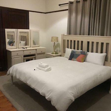 Queenspark Lodge บลูมฟอนเทน ภายนอก รูปภาพ